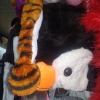 Шапки на вълк,тигър,заек розов заек,пингвин., снимка 3 - Шапки, шалове и ръкавици - 43424752