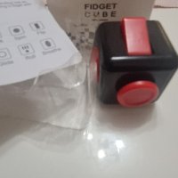 Fidget cube - чисто нов, снимка 1 - Други игри - 43887395