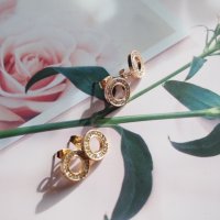 Обеци Sparkling Circle Stud Earrings | Gold plated | Pandora , снимка 3 - Гривни - 38366163
