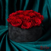Естествени Вечни Рози в Кутия Кадифе / Уникален Подарък за Рожден Ден на Жена / Червени Вечни Рози, снимка 2 - Подаръци за жени - 43750368