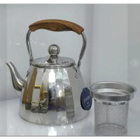 Чайник от неръждаема стомана с фина цедка и дървена дръжка, 2L, снимка 1 - Съдове за готвене - 44063804