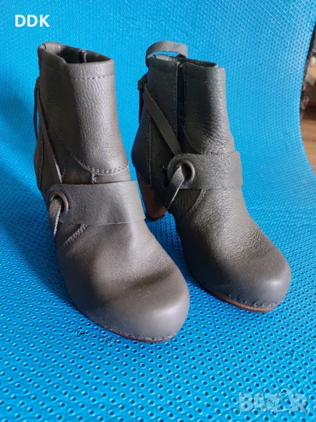 Дамски боти,естествена кожа -бутикови, снимка 1
