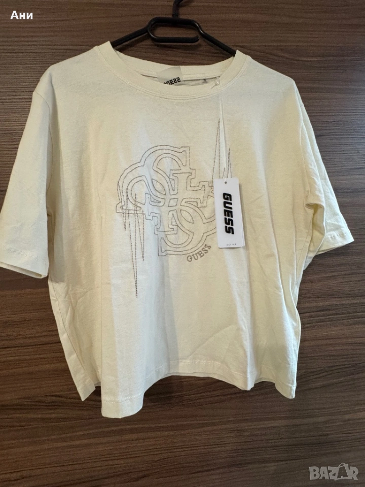 Нова дамска тениска “GUESS” свободен модел, размер “S”, снимка 1