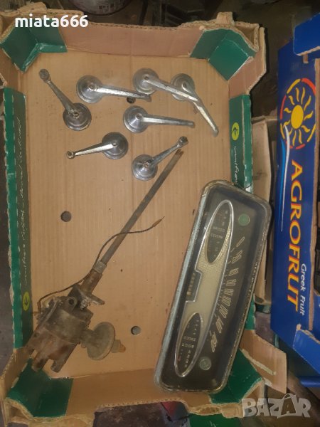 Части от Москвич, снимка 1