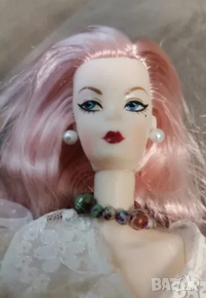 Колекционерска кукла тип Barbie Silkstone, снимка 1