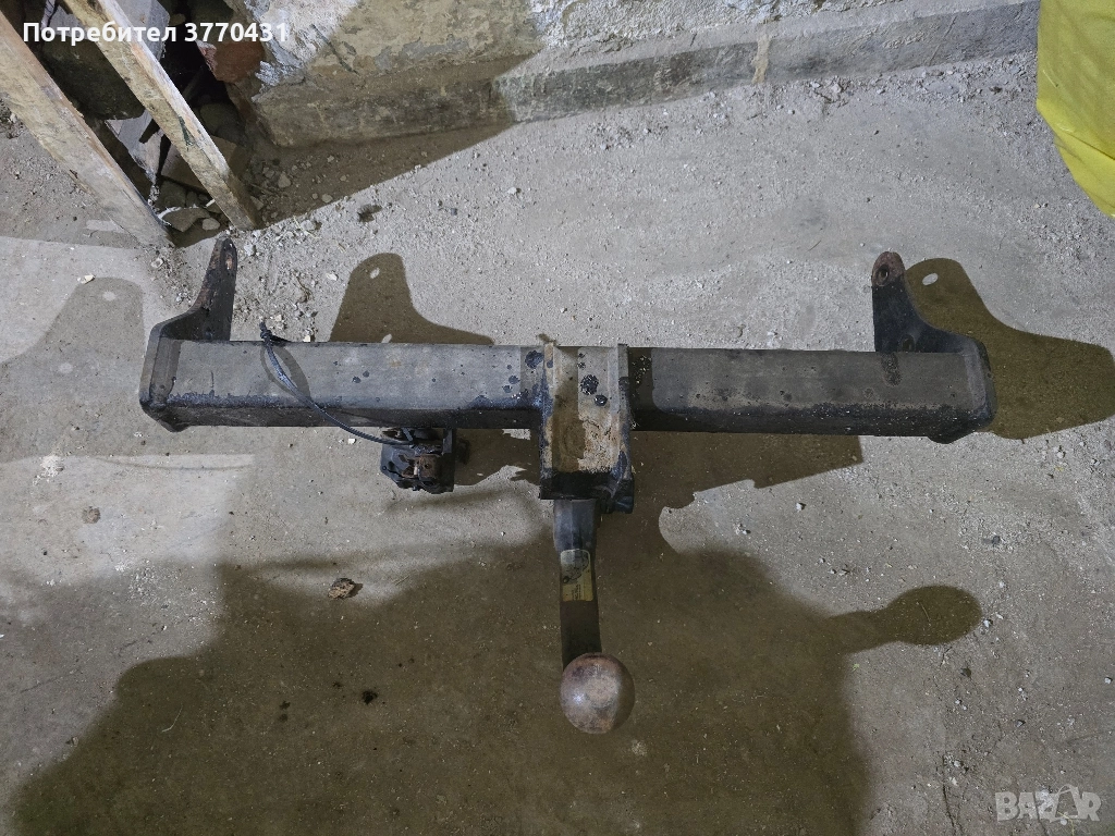 Теглич за Toyota Avensis t27, Тойота Авенсис т27, снимка 1