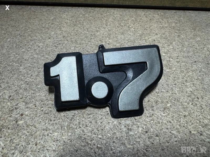 Задна Емблема 1.7 ЛАДА НИВА ОРИГИНАЛНА НОВА 212104-10, снимка 1