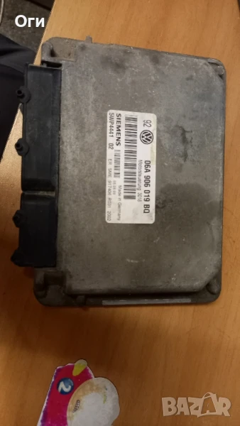 Компютър за Фолксваген Голф 4 и Бора 1.6 101к.с. 06A 906 019 BQ, снимка 1