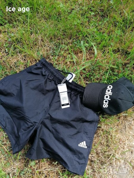Adidas къси панталонки шорти, размер М, подарък шапка , снимка 1