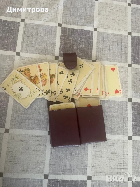 Карти за пасианси с калъф - 2 тестета, снимка 1