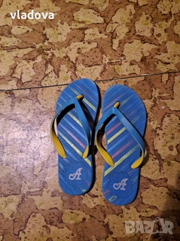 Дамски джапанки номер 37, снимка 2 - Джапанки - 51672438