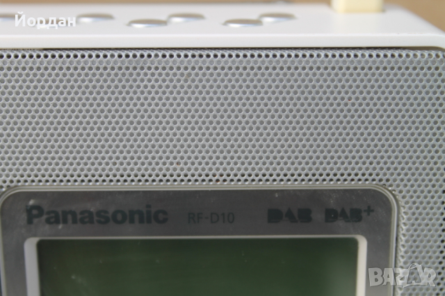 Радио ''Panasonic RF-D10", снимка 2 - Радиокасетофони, транзистори - 44843672