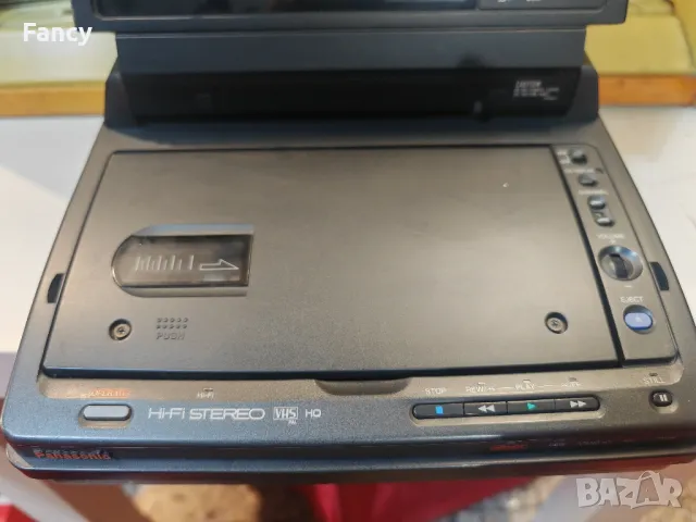 Преносим видеорекордер Panasonic NV-FV1 с аналогова телевизия, снимка 8 - Друга електроника - 47855704