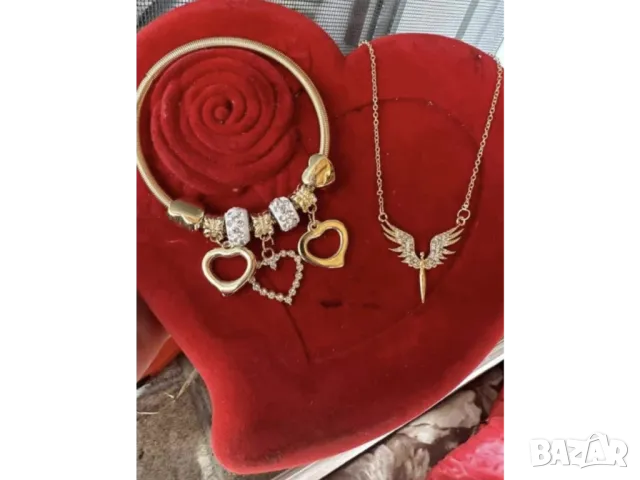 бижутерийни комплекти с парфюми, снимка 4 - Бижутерийни комплекти - 50438638