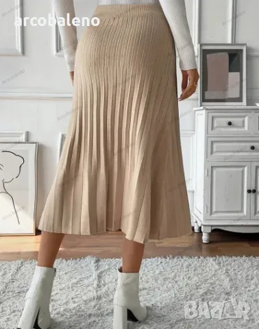 Дамска плисирана плетена пола, снимка 3 - Поли - 48032376