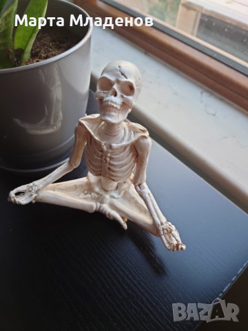 Две статуетки медитиращ скелет, снимка 5 - Статуетки - 43614569