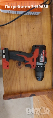 Ударен винтоверт MILWAUKEE, снимка 2 - Винтоверти - 52697026