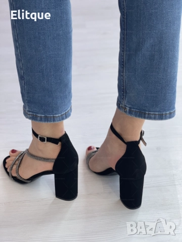 Грациозни дамски сандали с ток и бляскави елементи, снимка 2 - Сандали - 52888874