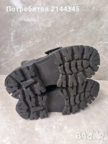 DSQUARED2
Branded leather boots номер 38, снимка 10 - Маратонки - 48307933