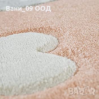 Детски килим с луни/звезди/сърца, снимка 2 - Килими - 36709716