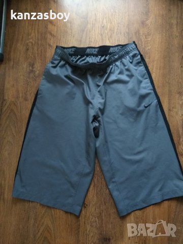 nike  - страхотни мъжки панталони ХЛ, снимка 2 - Спортни дрехи, екипи - 40855173