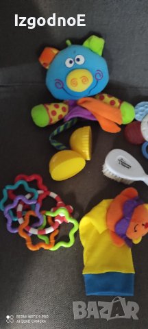 Лот бебешки играчки и четка Tommee tippee , снимка 3 - Дрънкалки и чесалки - 43050128
