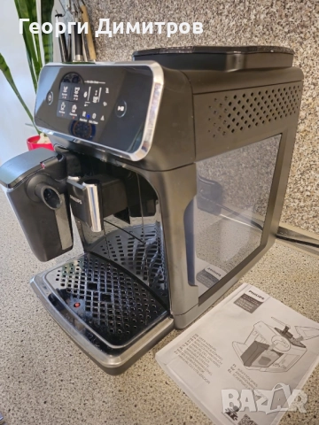 кафемашина робот Philips , снимка 3 - Кафемашини - 52080209