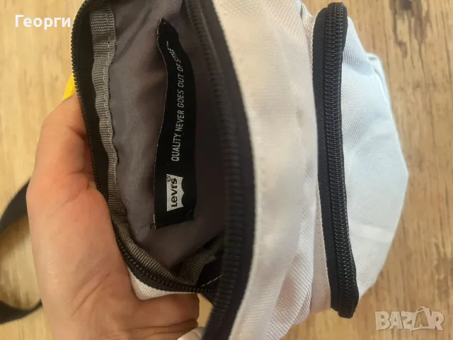 Чантичка за през рамо Levis , снимка 4 - Чанти - 50402861