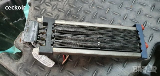 Електрически радиатор Пасат B5/B5.5, снимка 3 - Аксесоари и консумативи - 38068219