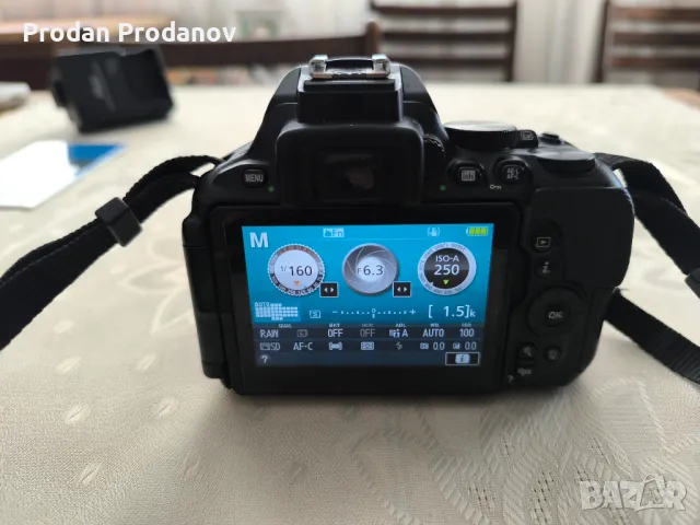 Продавам фотоапарат Nikon D5600 , снимка 4 - Фотоапарати - 48875102