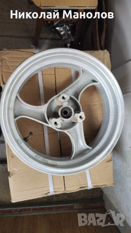 предна джанта китайски скутер 12цола , снимка 2 - Гуми и джанти - 51996554