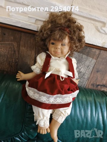 Голяма испанска кукла 48см-25лв, снимка 1 - Колекции - 38569428