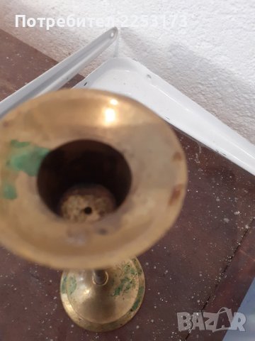 Стари месингови свещници