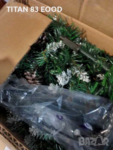 Froadp Изкуствена коледна елха 210 см PVC, снимка 3 - Декорация за дома - 48282942