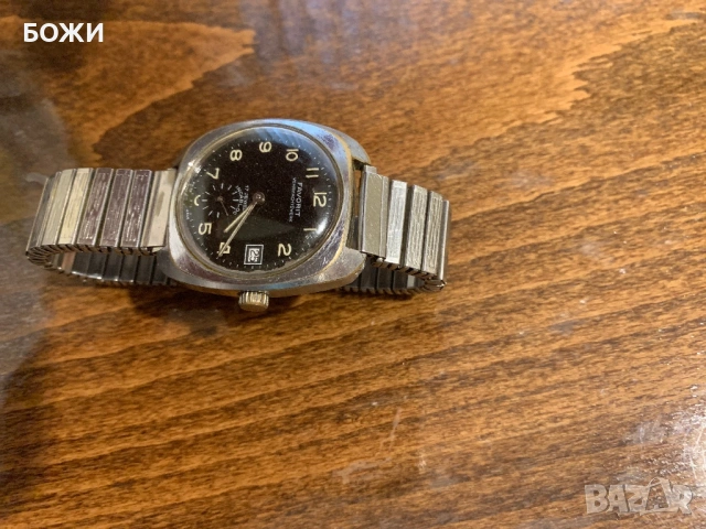 Swiss Vintage Mechanical Watch FAVORIT – 17 Jewels, Incabloc, снимка 3 - Колекции - 53562980