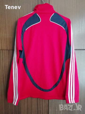 Bayern Munich Adidas оригинално горнище Байерн Мюнхен размер 32/34 , снимка 2 - Детски анцузи и суичери - 43317566
