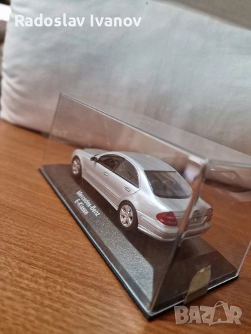 Mercedes E Klasse 1:43, снимка 3 - Колекции - 53511540