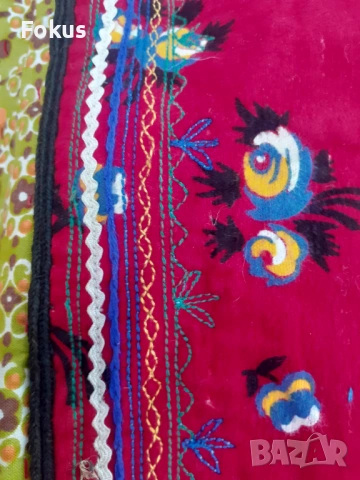 Старо червено шарено елече елек за народна носия, снимка 4 - Антикварни и старинни предмети - 53273665