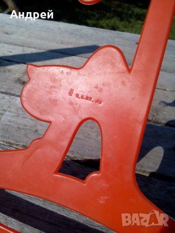 Стара детска закачалка за дрехи, снимка 4 - Антикварни и старинни предмети - 26725845