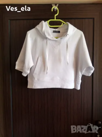 късо бяло горнище ONLY с качулка, снимка 1