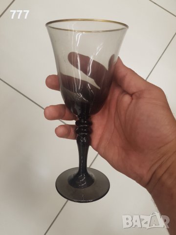 Чаши за вино