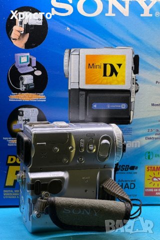 Видеокамера SONY DCR-PC9E , снимка 3 - Камери - 43863453