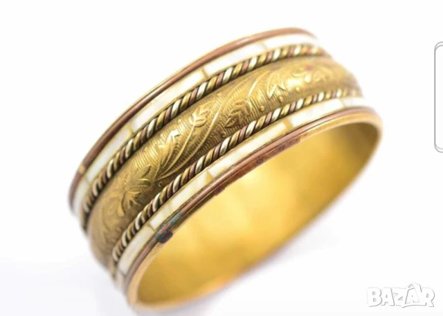 Старинна гривна бронз и седеф красота за вашета ръка , снимка 2 - Гривни - 51206363