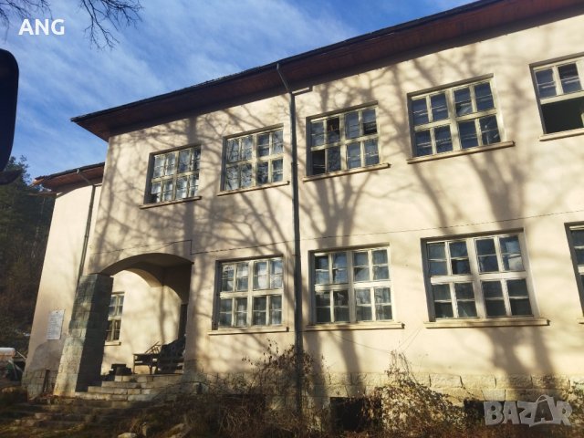 Продава Сграда с УПИ 5030 кв.м. в близост до к.к.Пампорово, снимка 13 - Хотели - 43981513