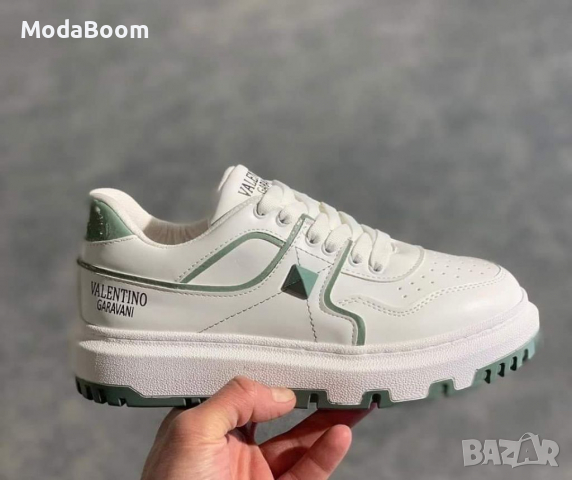 Дамски обувки VALENTINO, снимка 3 - Дамски ежедневни обувки - 36563900