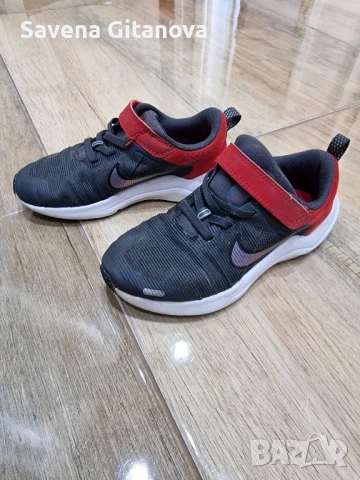 Детски маратонки Nike, снимка 3 - Детски маратонки - 50847333