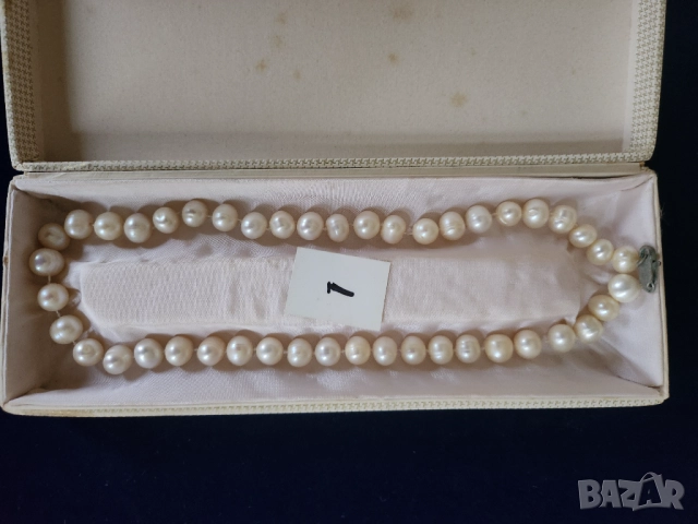 перли - 4 колиета ,  кехлибар - 2 полски огърлици и гривна, обеци комплект, огърлица от кост и др..., снимка 3 - Други - 29842081