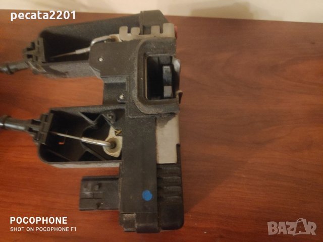 Продавам - оригинална брава задна лява врата за Опел Вектра Ц, снимка 3 - Части - 33177263