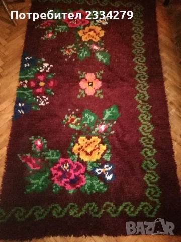 Китеници 2броя за единични и двойни легла. 