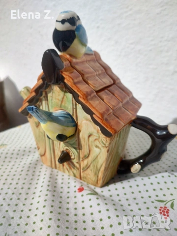 Прекрасен чайник къщичка със сини синигерчета Swineside Teapottery, снимка 8 - Декорация за дома - 53570042